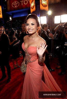 normal_004 - Demi Lovato JANUARY 11TH 2012 Peoples Choice Awards