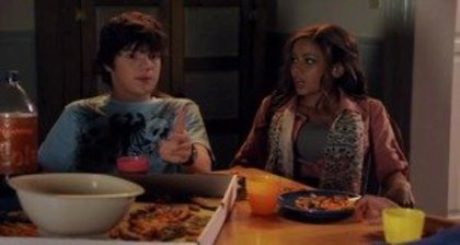 ethan-and-sarah-ethan-and-sarah-23890368-300-160 - xxVanessa Morgan si Matthew Knight-Sarah si Ethanxx