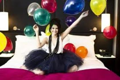 images - selena gomez