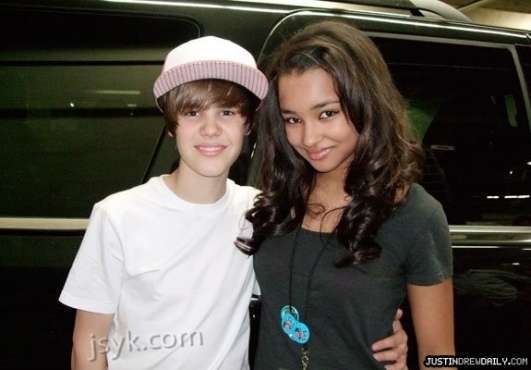 justin-bieber-and-jessica-jarrell_ffddc83a3236ff