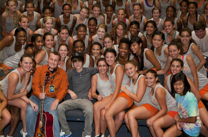 justin-bieber-grammy-florida-02