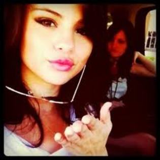 images - selena gomez