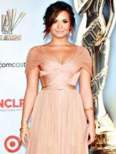 images - poze cu demi lovato
