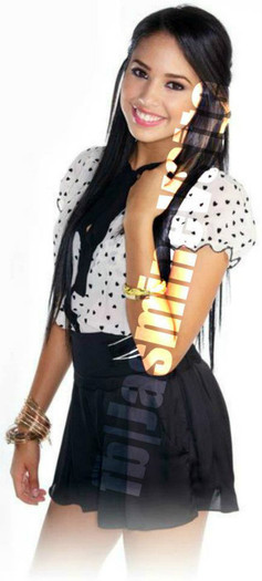 378749_342067372476587_263118713704787_1642106_1092450469_n - jasmine V 2