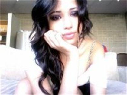 391825_277320475652858_100001247246046_829411_1741416662_n