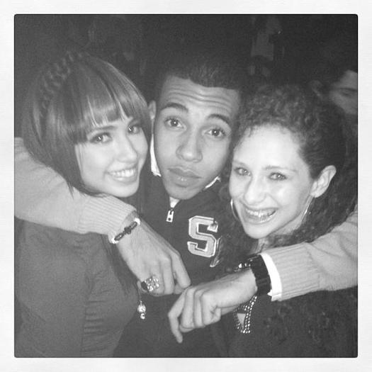 393564_293420777362806_235766843128200_807803_807035256_n