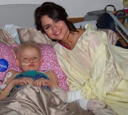319212_250642131658130_119049044817440_615115_1221167742_n - Selena Gomez 4