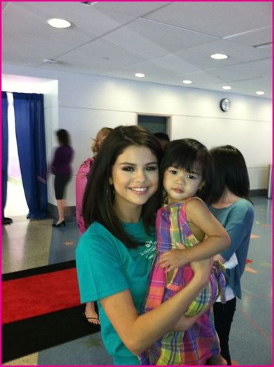 Selena-Gomez-The-Voice - Selena Gomez 4