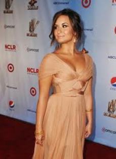 images - alege o poza cu demi lovato