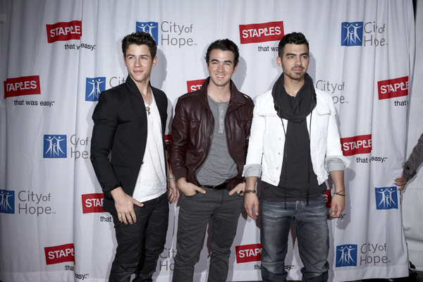 3418 - Jonas Brothers