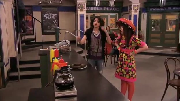 S03E26 069 - Episode Moving On