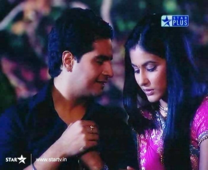 Naksh in Love [8] - Naksh