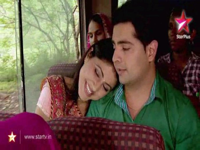 Naksh in Love [16] - Naksh