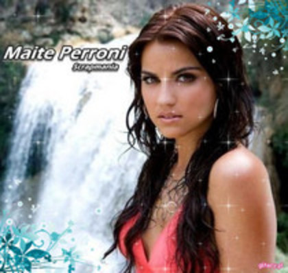 46093070_SRPGTSBGS - poze maite peronni
