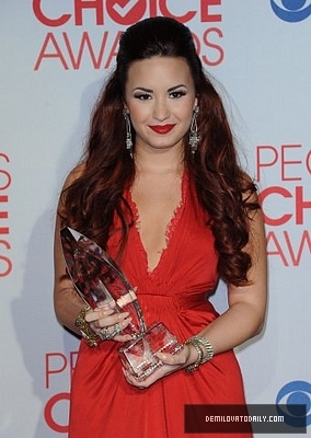 Demitzu (354) - Demitzu - 11 01 2012 - Peoples Choice Awards