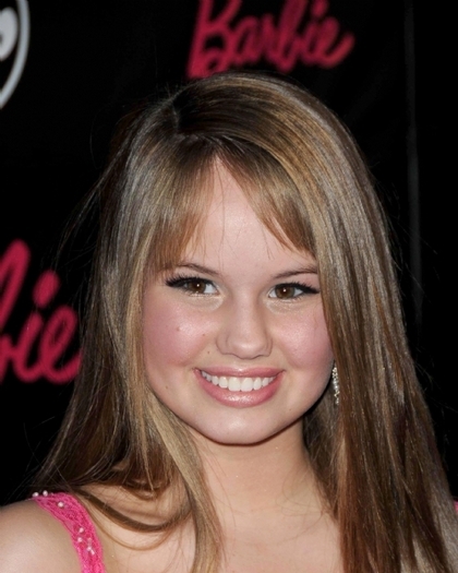 22656351_VVOFOZEBO - poze debby ryan