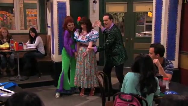 S03E23 055 - Episode Wizards vs Finkles