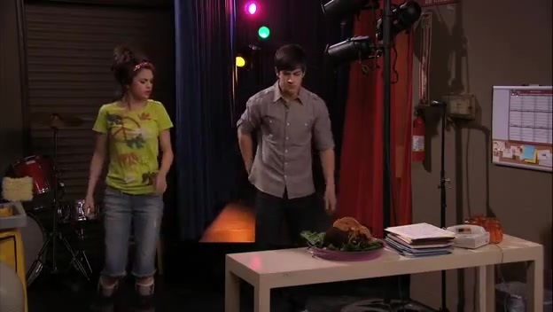 S03E23 409 - Episode Wizards vs Finkles