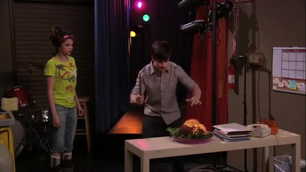 S03E23 414 - Episode Wizards vs Finkles