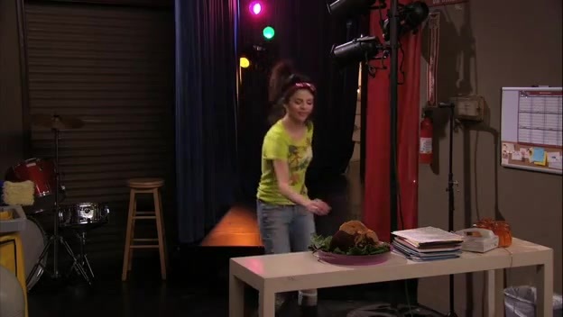 S03E23 432 - Episode Wizards vs Finkles