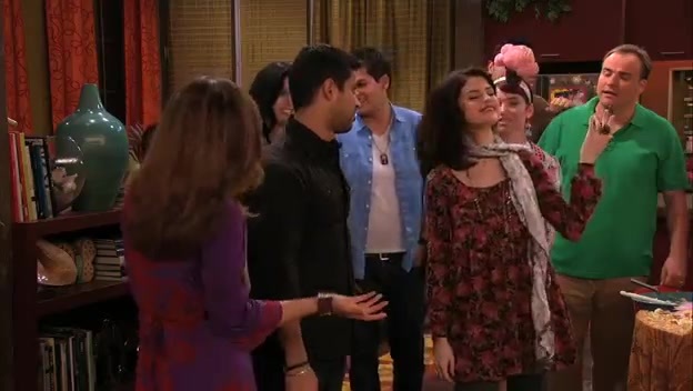 S03E25 468 - Episode Uncle Ernesto