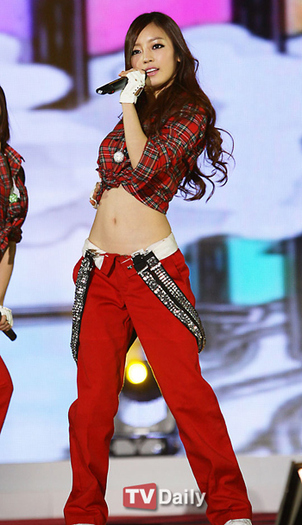 201045163721614GDM - Goo Ha-Ra - Choi Da Hye