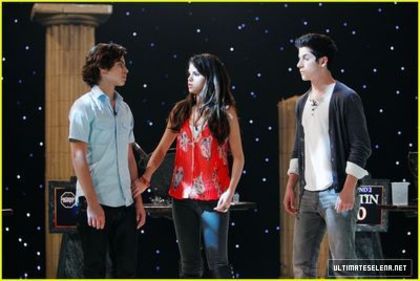 normal_usn-stills-wowp-4x27-adds_28429 - Who Will Be the Family Wizard Stills