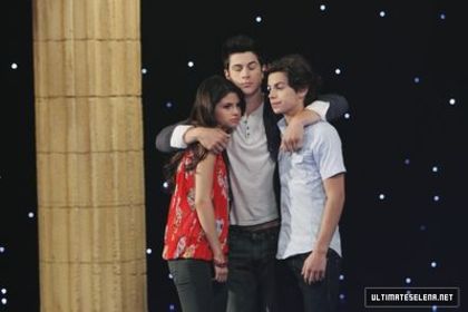 normal_usn-stills-wowp-4x27-adds_28729 - Who Will Be the Family Wizard Stills