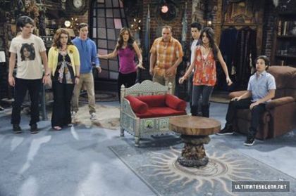 normal_usn-wowp-stills-4x27_281029 - Who Will Be the Family Wizard Stills