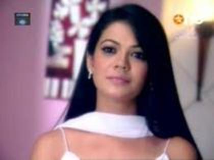 42127286_TEYUIVIDK - Dill Mill Gaye