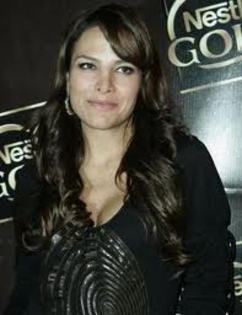 images (2) - Fabiola Campomanes