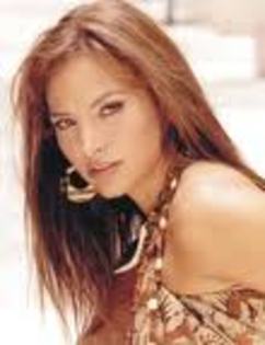 images (16) - Fabiola Campomanes