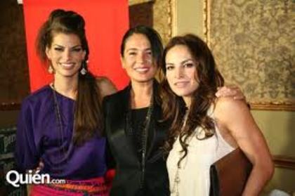 images (27) - Fabiola Campomanes