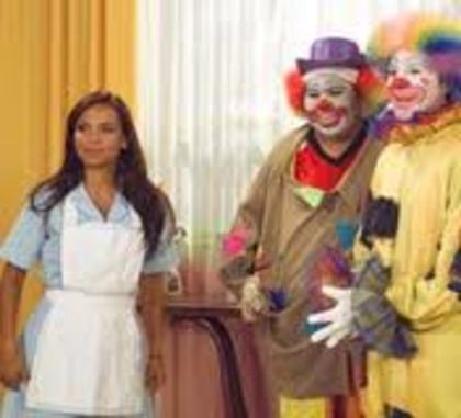 images (31) - Fabiola Campomanes