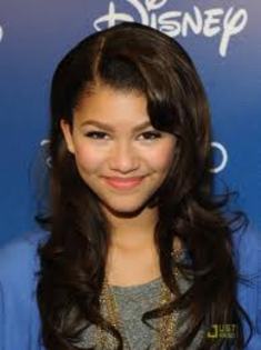 zeny7 - Zendaya Coleman