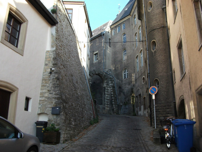 straduta spre pub - Luxemburg