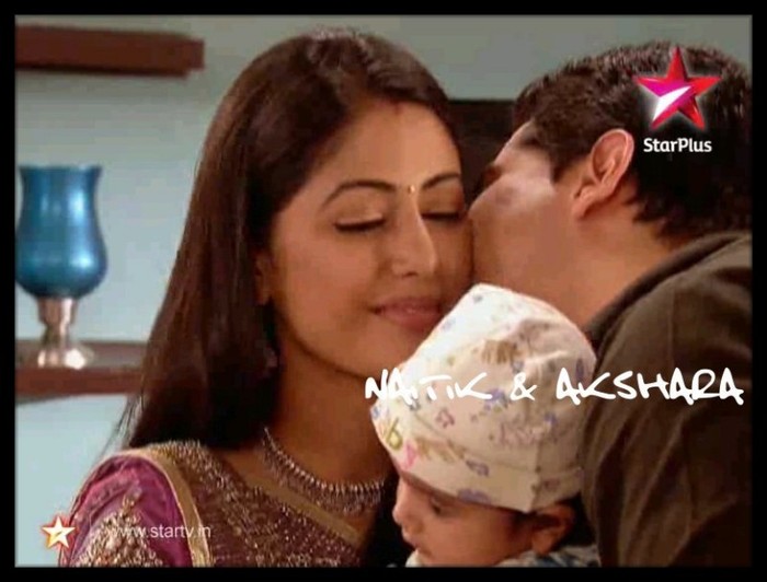 219515_224839957526544_152160674794473_970859_4690771_o - Naitik si Akshara