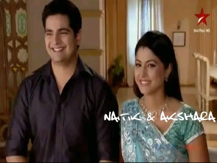 270758_242927209051152_152160674794473_1047425_8153541_n - Naitik si Akshara