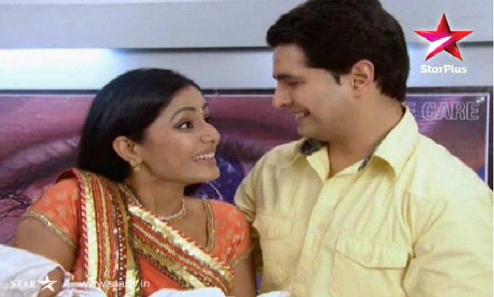 194490_208879892455884_152160674794473_849831_1123433_o - Naitik si Akshara