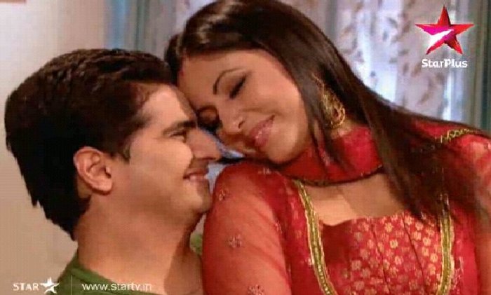 176084_200552579955282_152160674794473_792234_467697_o - Naitik si Akshara