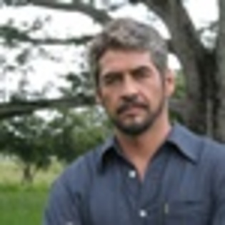 105305_sm - Gabriel Porras