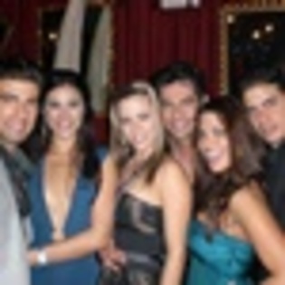 311141_sm - Gabriel Porras