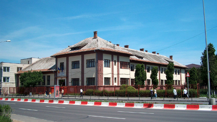 Liceul de Informatica-de pe Calea Bucurest 2 - BRASOV - ASPECTE