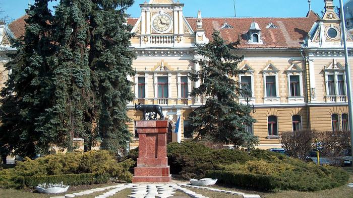 Lupoaica si Primaria BRASOV