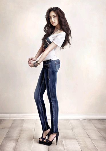 Park-Min-Young62