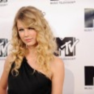 Taylor_Swift_1230494162_4 - Poze Taylor Swift