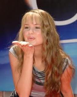 db - Debby  Ryan