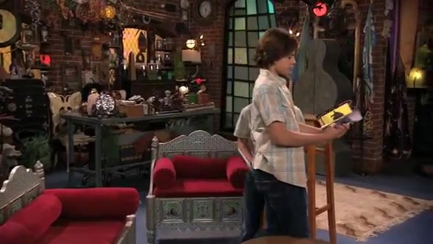 S03E03 309