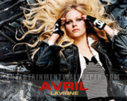 14076537_KZLCNIXBT - Avril Lavigne