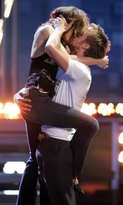 tumblr_lxwki9EgPh1r6h75bo1_250_large